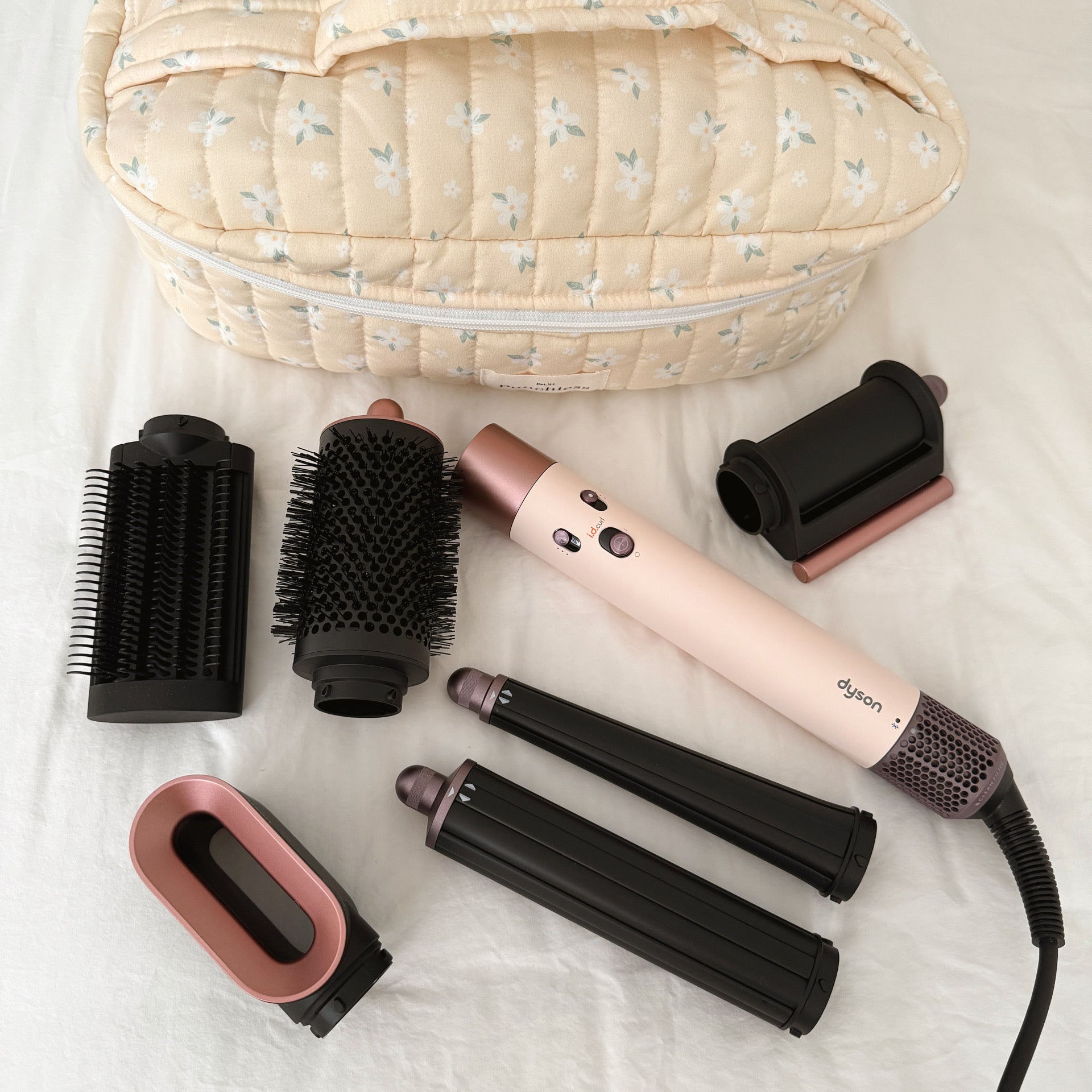 EU Dyson Airwrap Rental – Rent Brisa